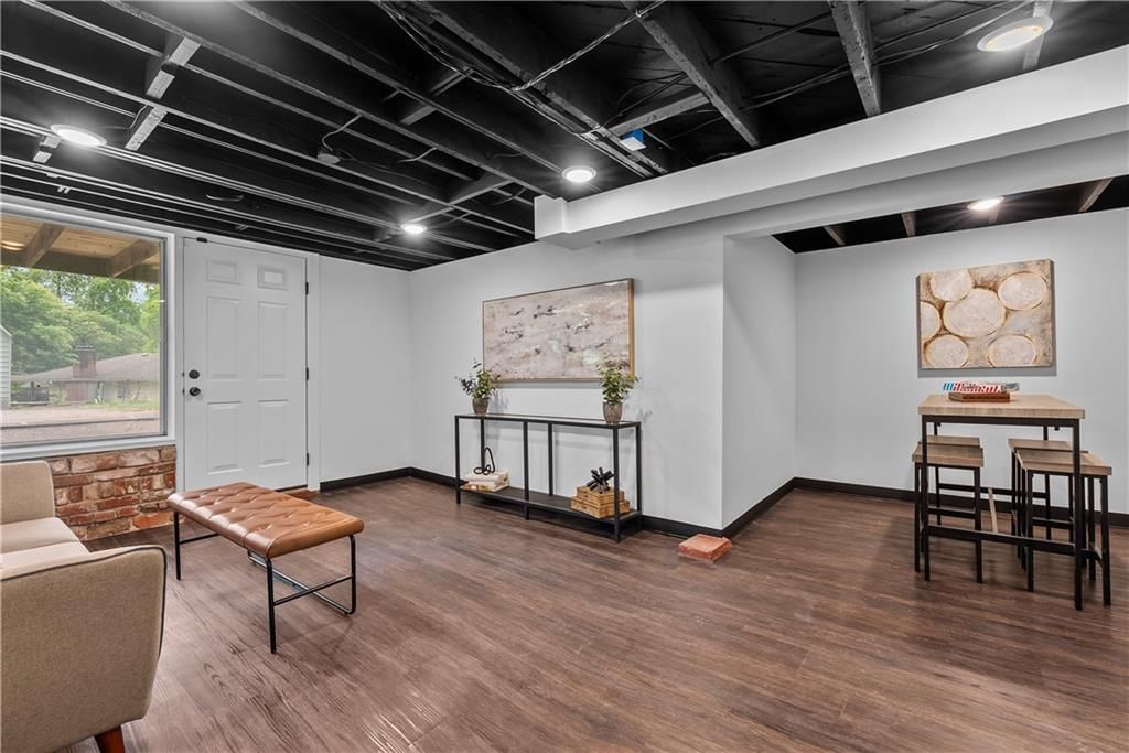 2521 W 47th Terrace — photo 38