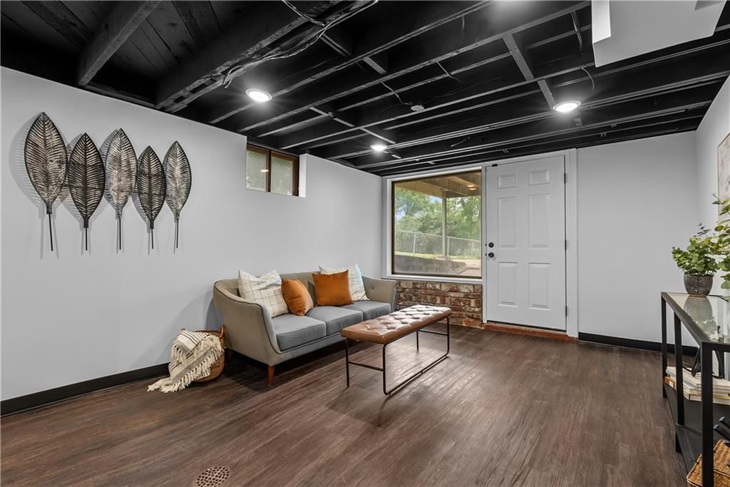 2521 W 47th Terrace — photo 39