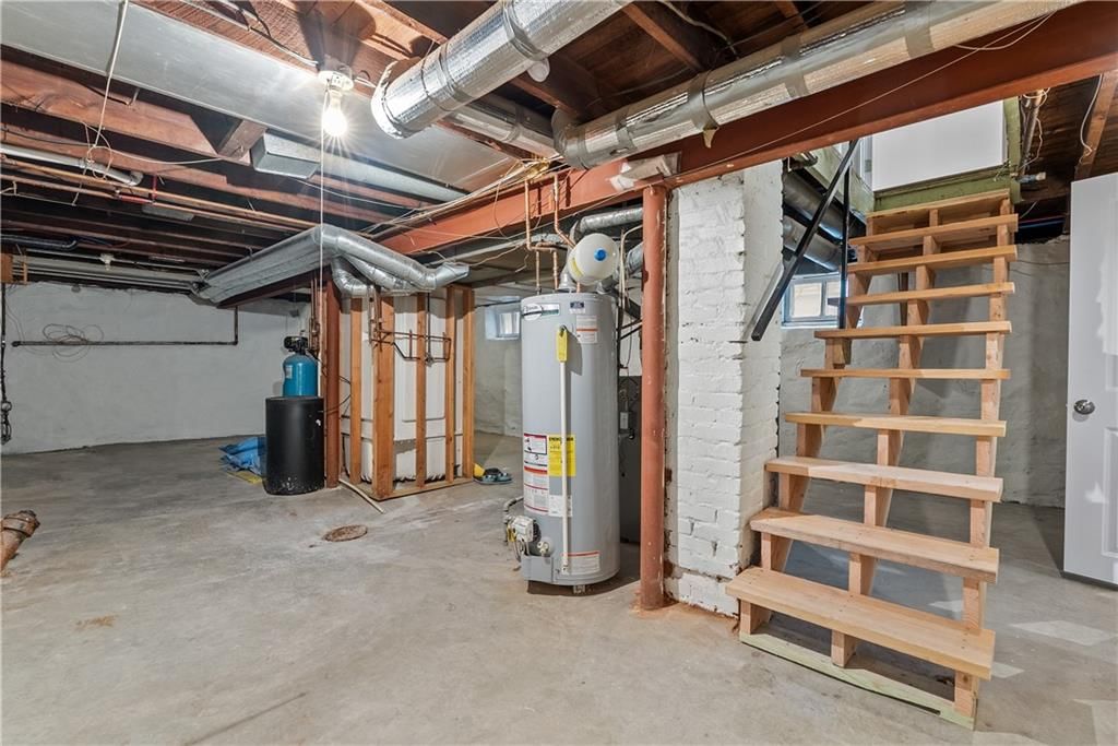 2521 W 47th Terrace — photo 42