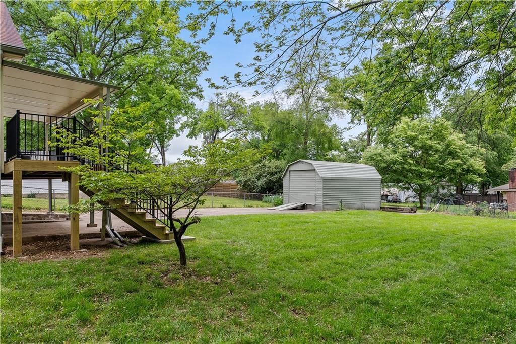 2521 W 47th Terrace — photo 47