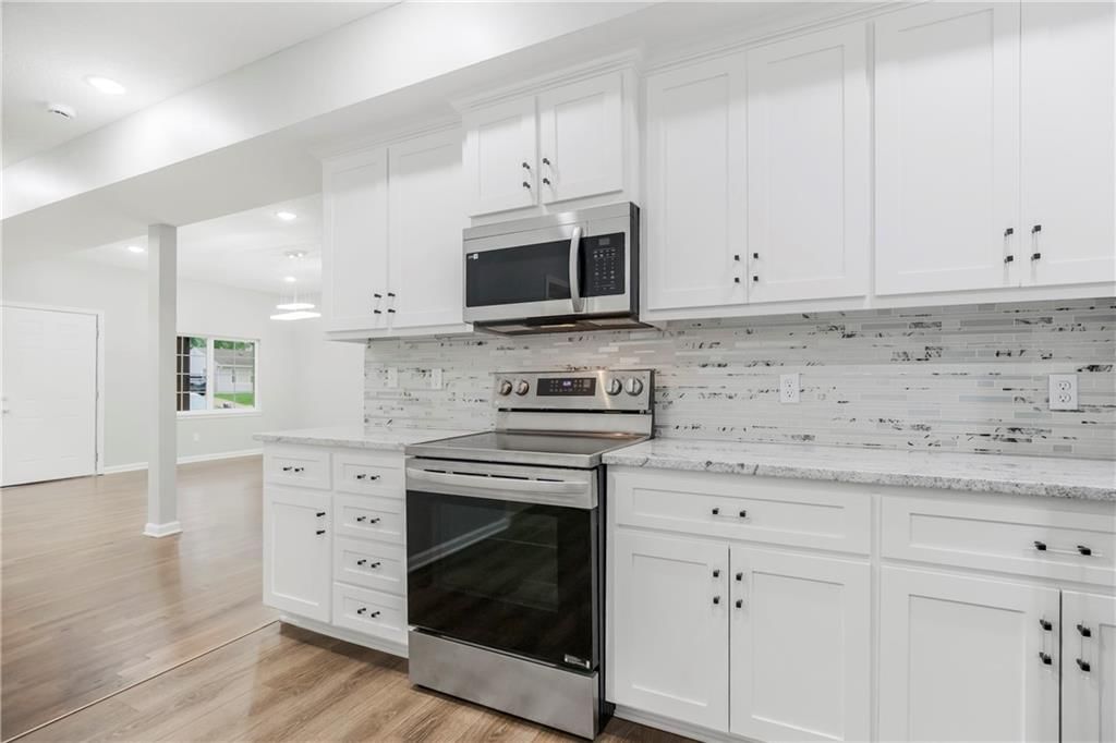 Photo 10 of 30 - 2414 N 10th Street