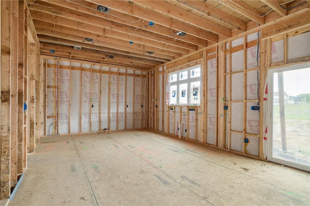 25031 W 141st Street — photo 8
