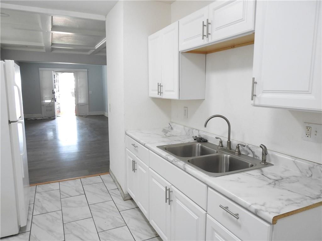 4236 Agnes Avenue — photo 10