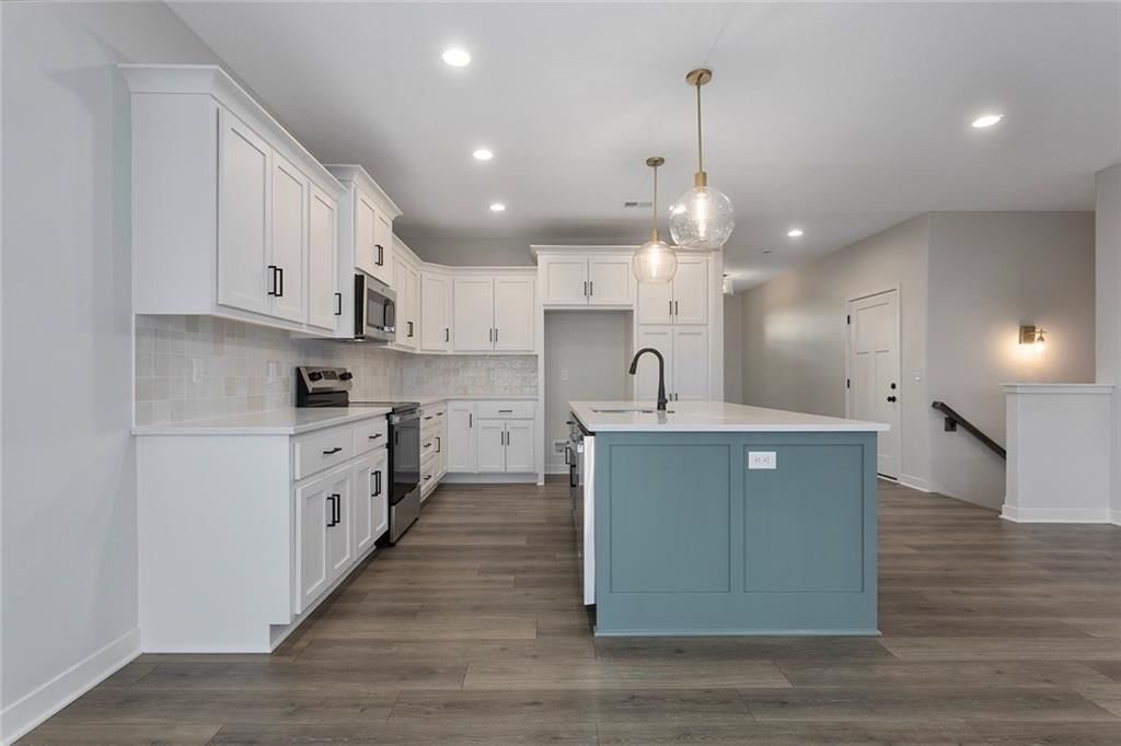 110 E Woodland Avenue — photo 12