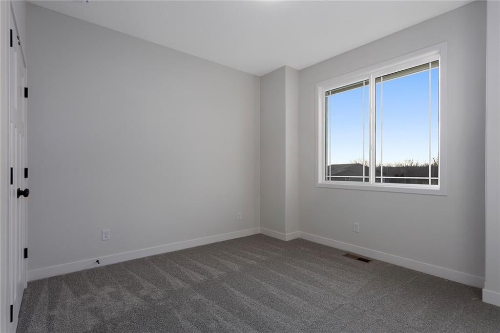 110 E Woodland Avenue — photo 16
