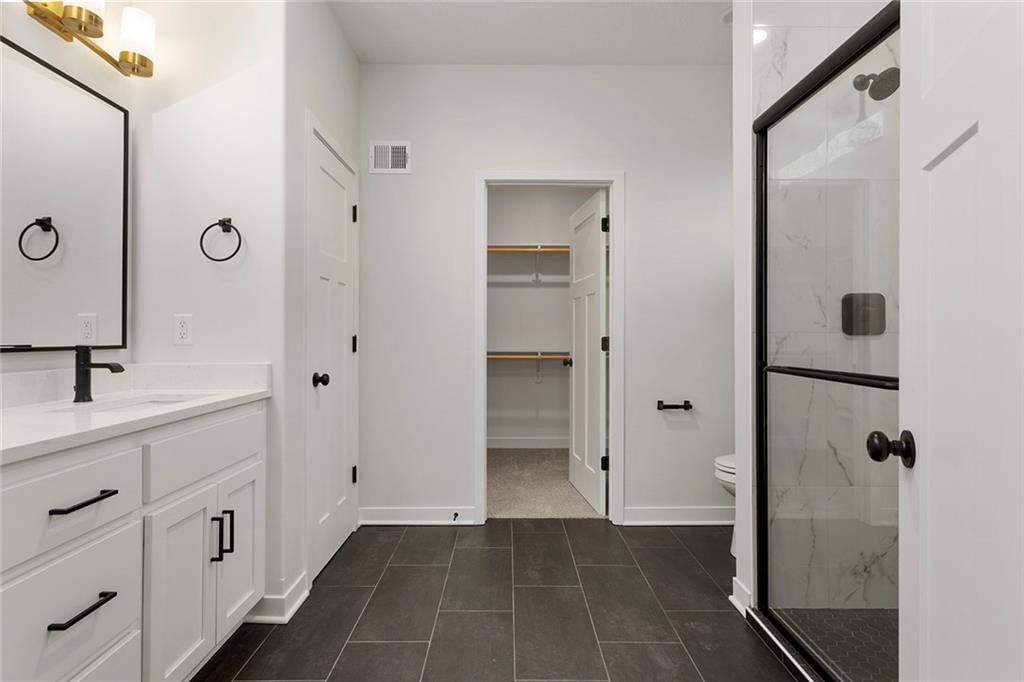 110 E Woodland Avenue — photo 18