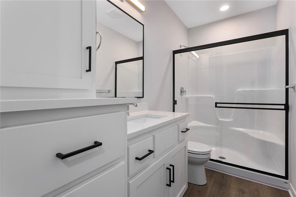 110 E Woodland Avenue — photo 32