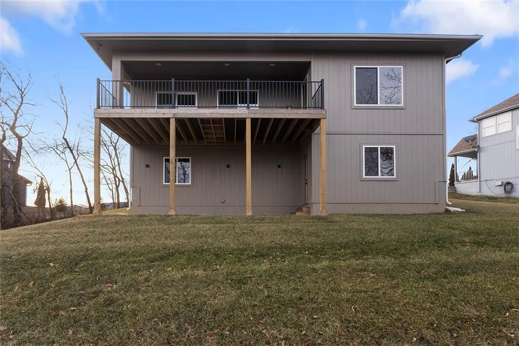 110 E Woodland Avenue — photo 39