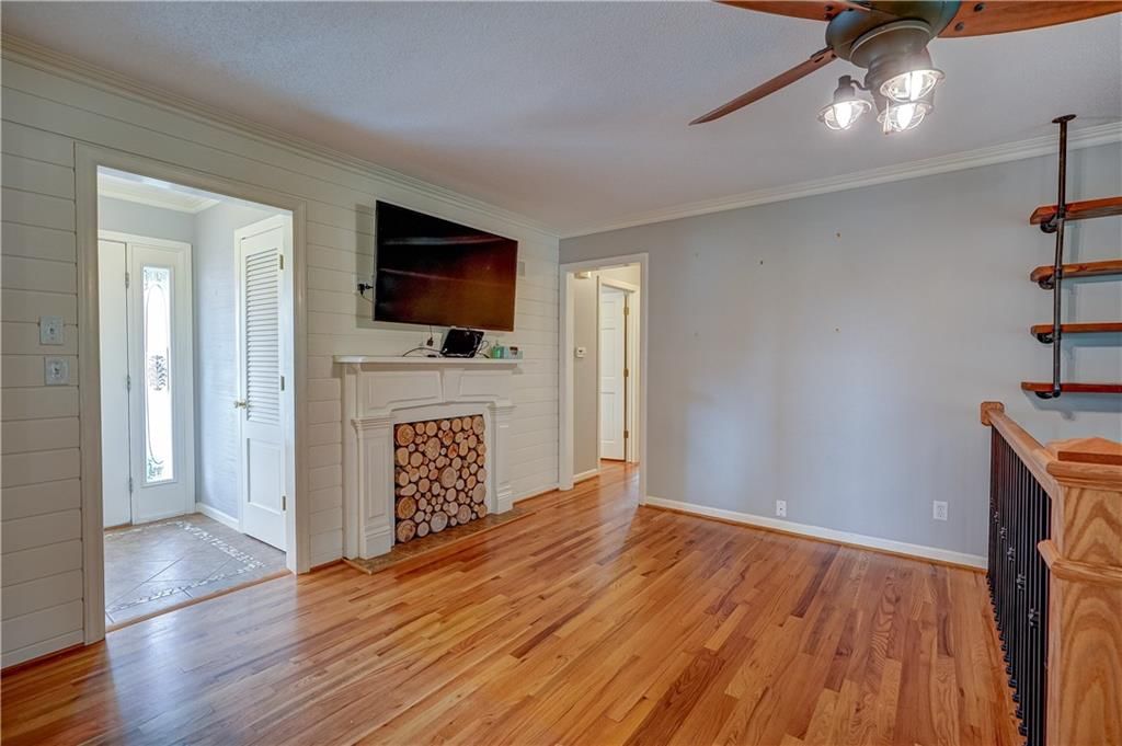 1002 SW Orrington Place — photo 5