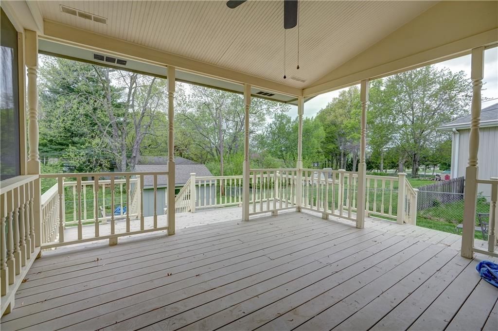 1002 SW Orrington Place — photo 36