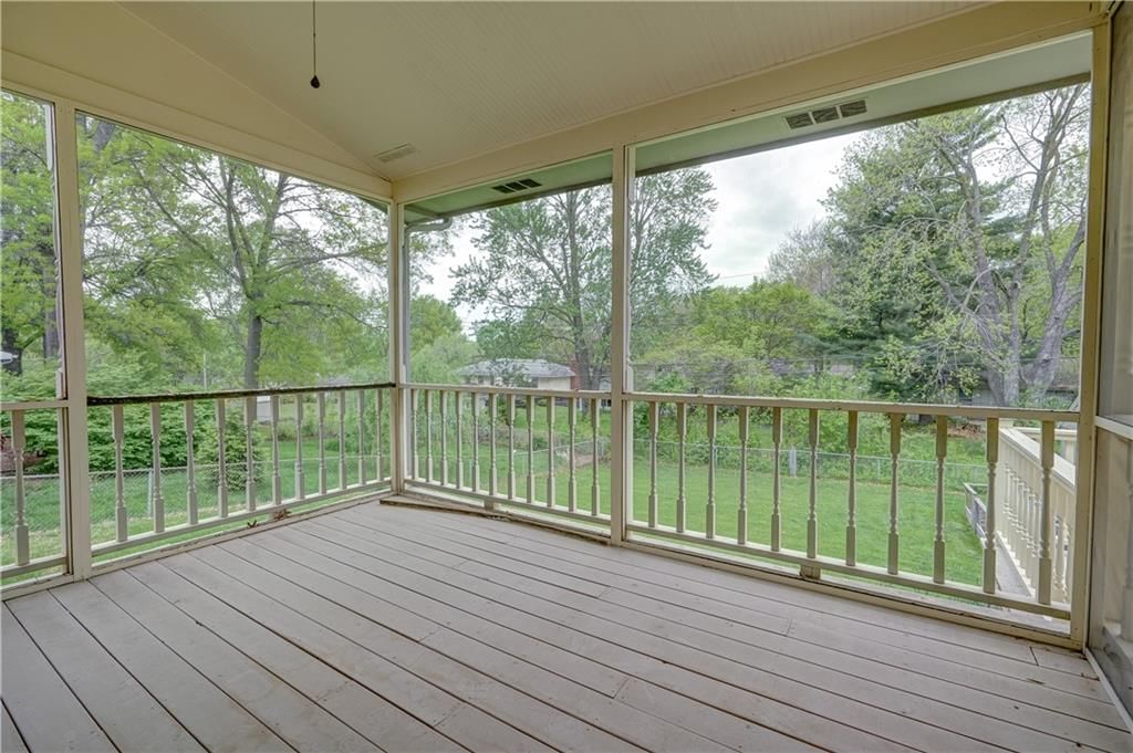 1002 SW Orrington Place — photo 37