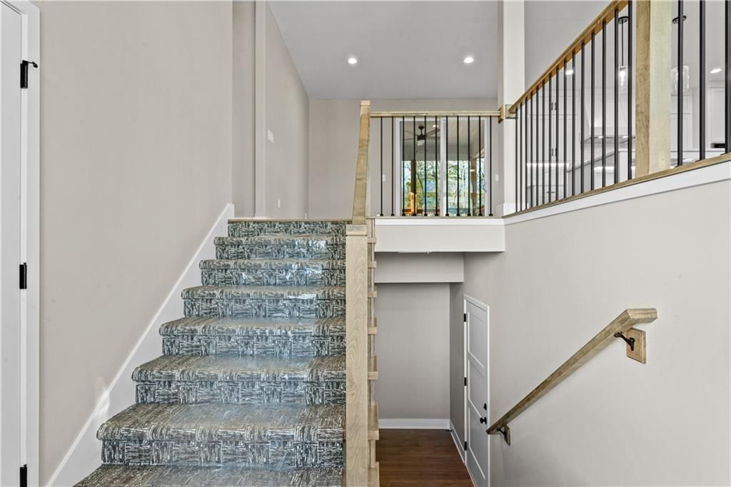 1604 Stonewall Drive — photo 4