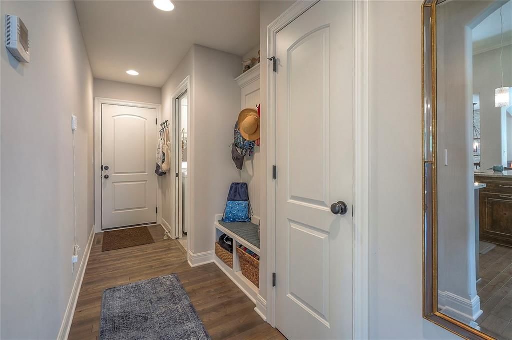 1227 Buckingham Court — photo 20