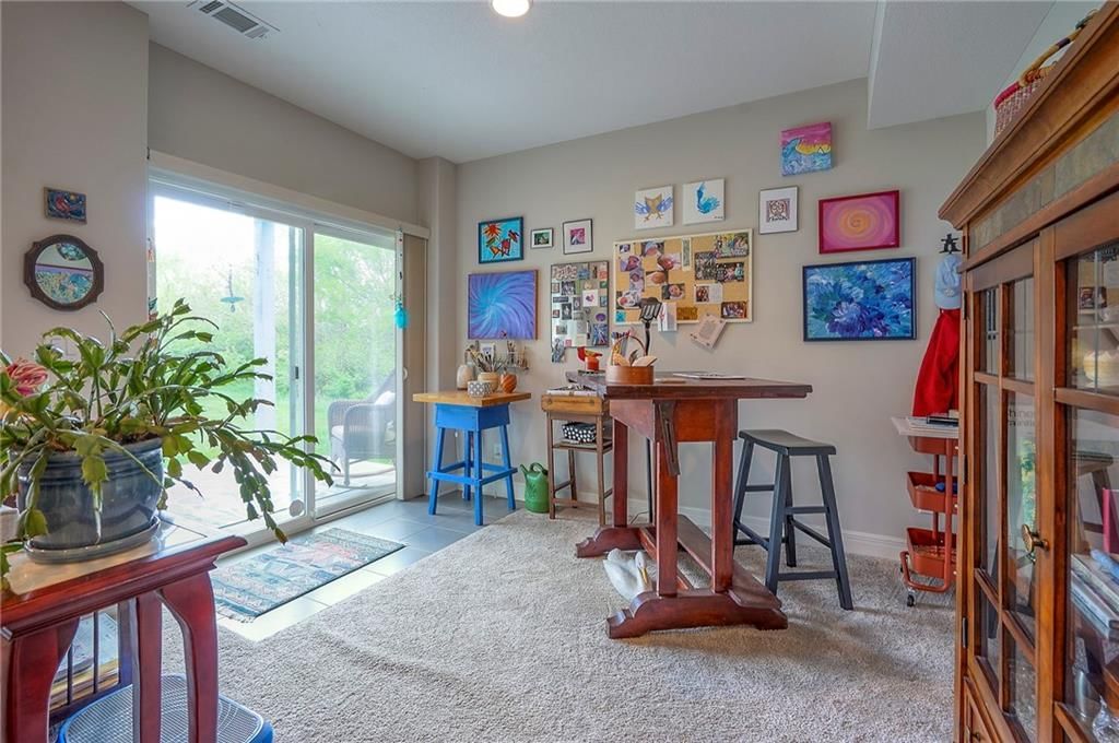 1227 Buckingham Court — photo 30