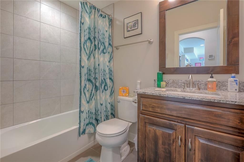 1227 Buckingham Court — photo 36