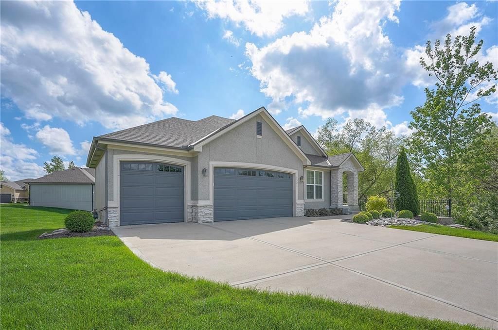 1227 Buckingham Court — photo 41
