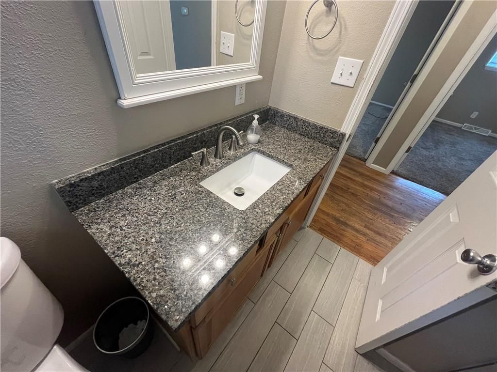 803 NE 82nd Terrace — photo 9