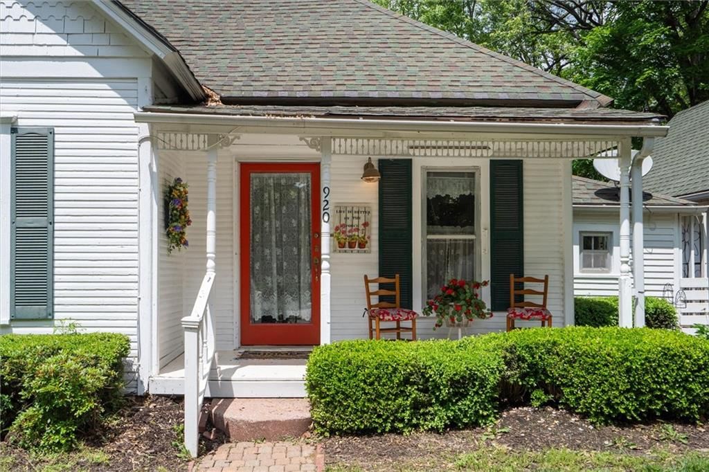 920 Grove Street — photo 4