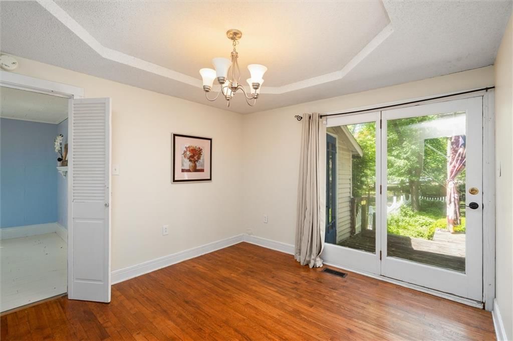 920 Grove Street — photo 25