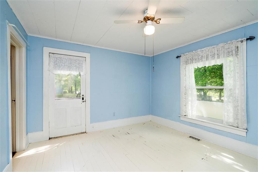 920 Grove Street — photo 28