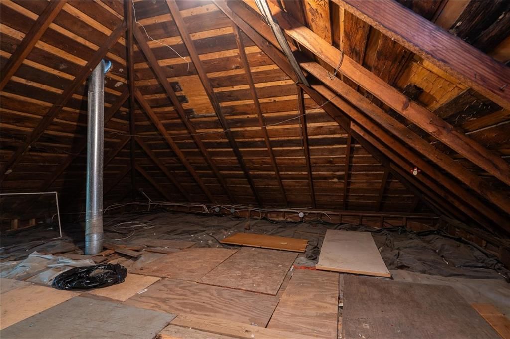 920 Grove Street — photo 37