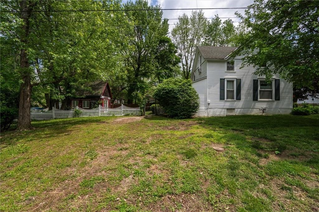 920 Grove Street — photo 43