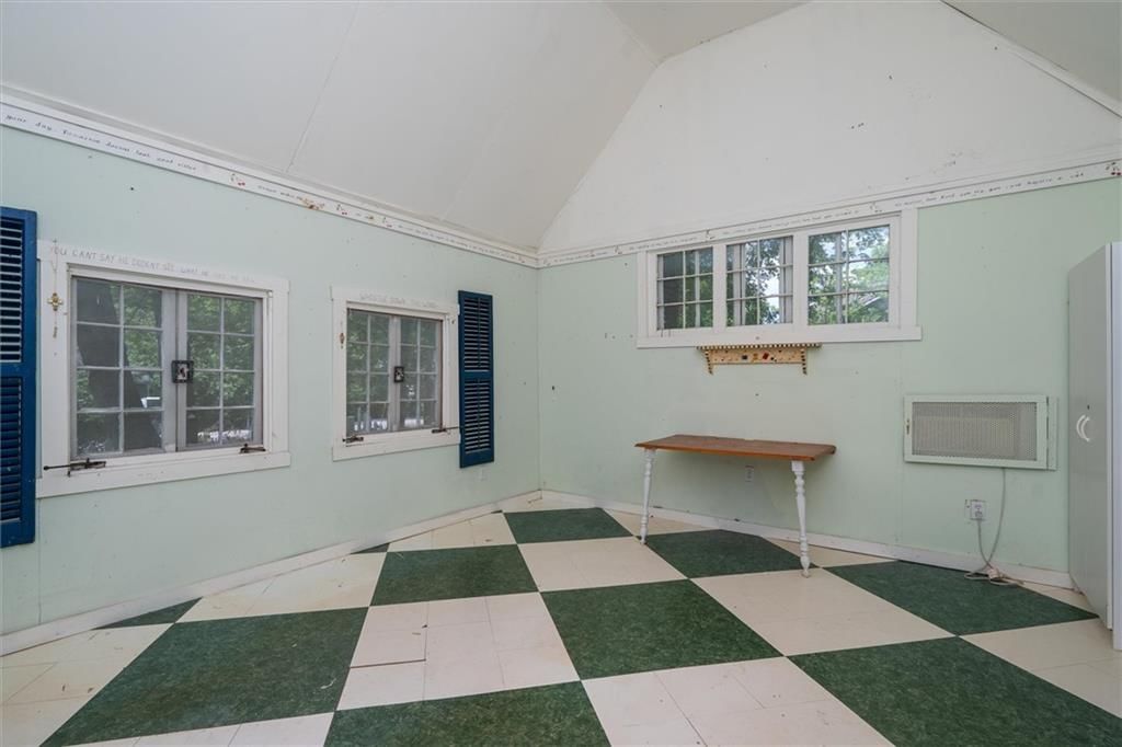 920 Grove Street — photo 49