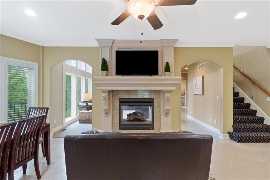 289 NW Rockwood Court — photo 17