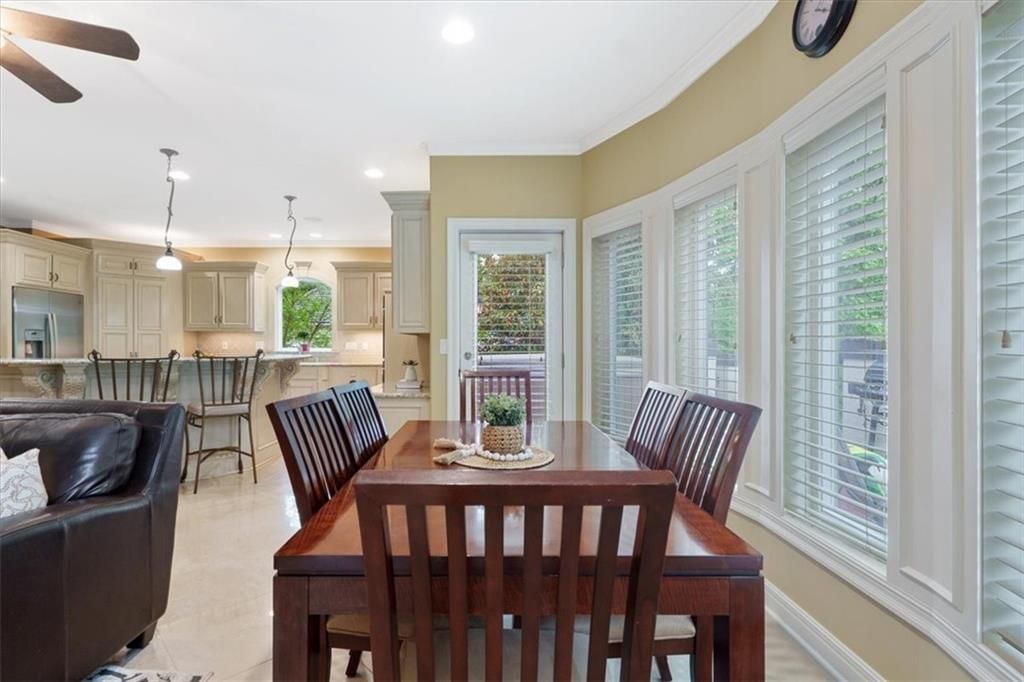 289 NW Rockwood Court — photo 19