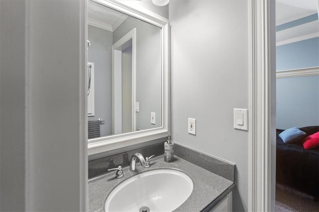 289 NW Rockwood Court — photo 37