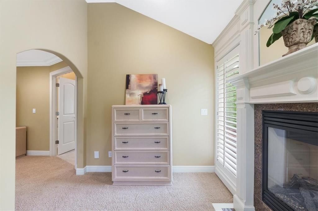 289 NW Rockwood Court — photo 48