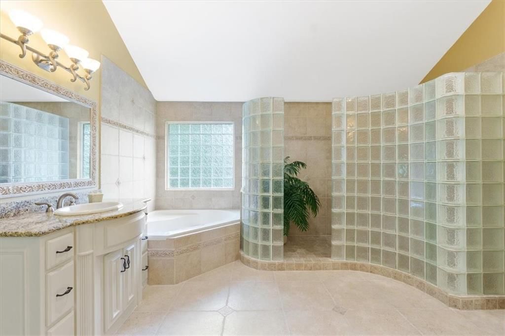289 NW Rockwood Court — photo 51