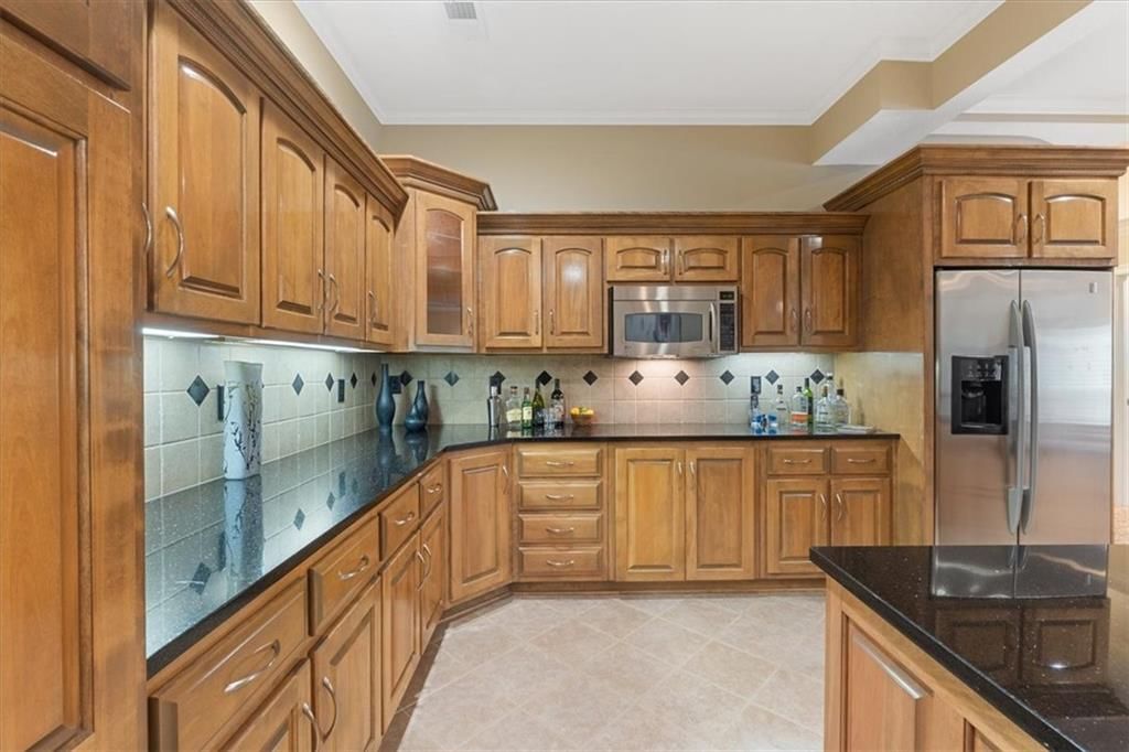 289 NW Rockwood Court — photo 56
