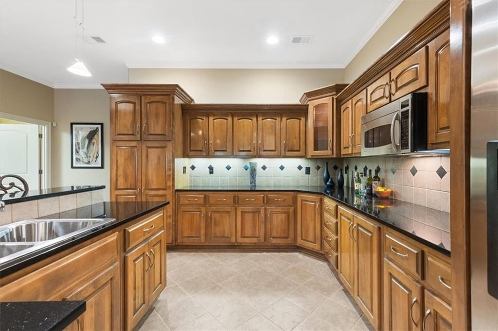 289 NW Rockwood Court — photo 59