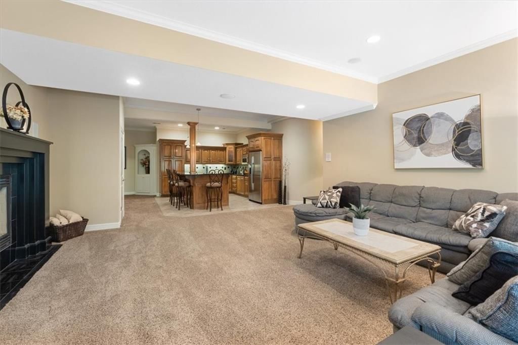 289 NW Rockwood Court — photo 63