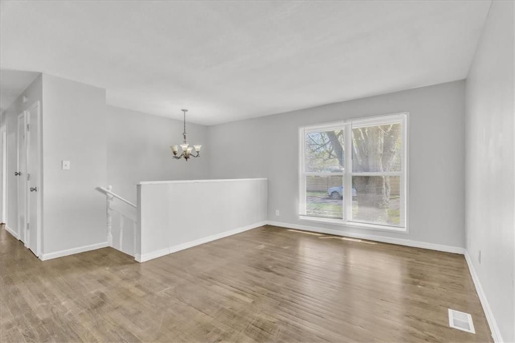 8802 E 92nd Street — photo 3
