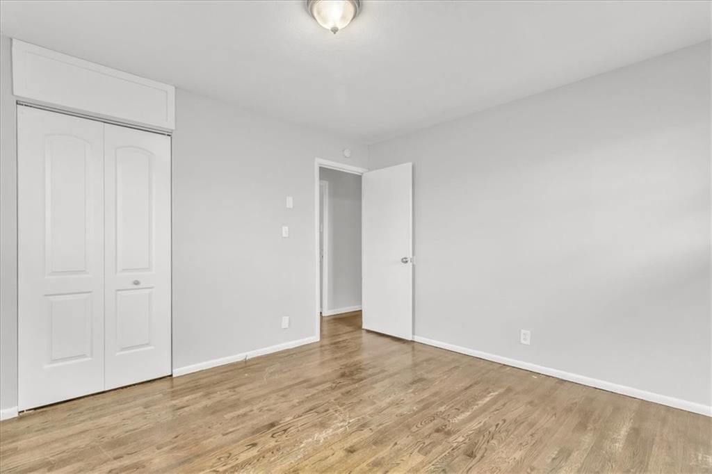 8802 E 92nd Street — photo 16