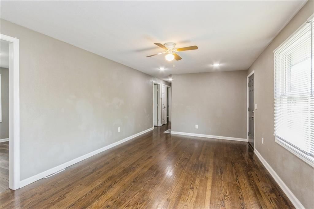 7005 Askew Avenue — photo 5
