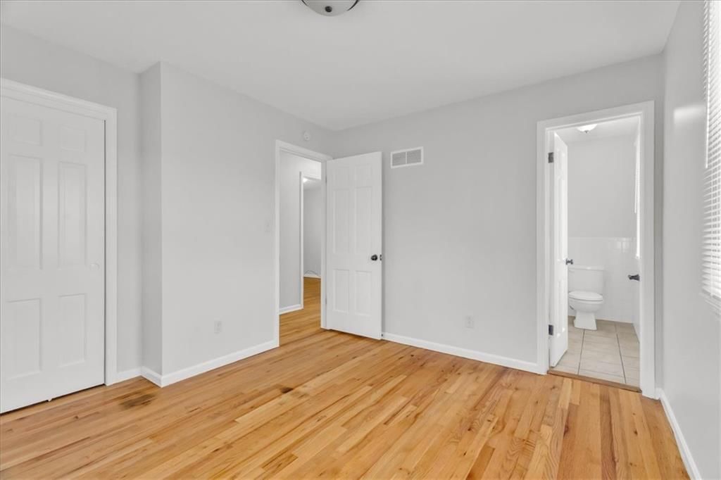 Photo 17 of 28 - 15398 E 45TH Place