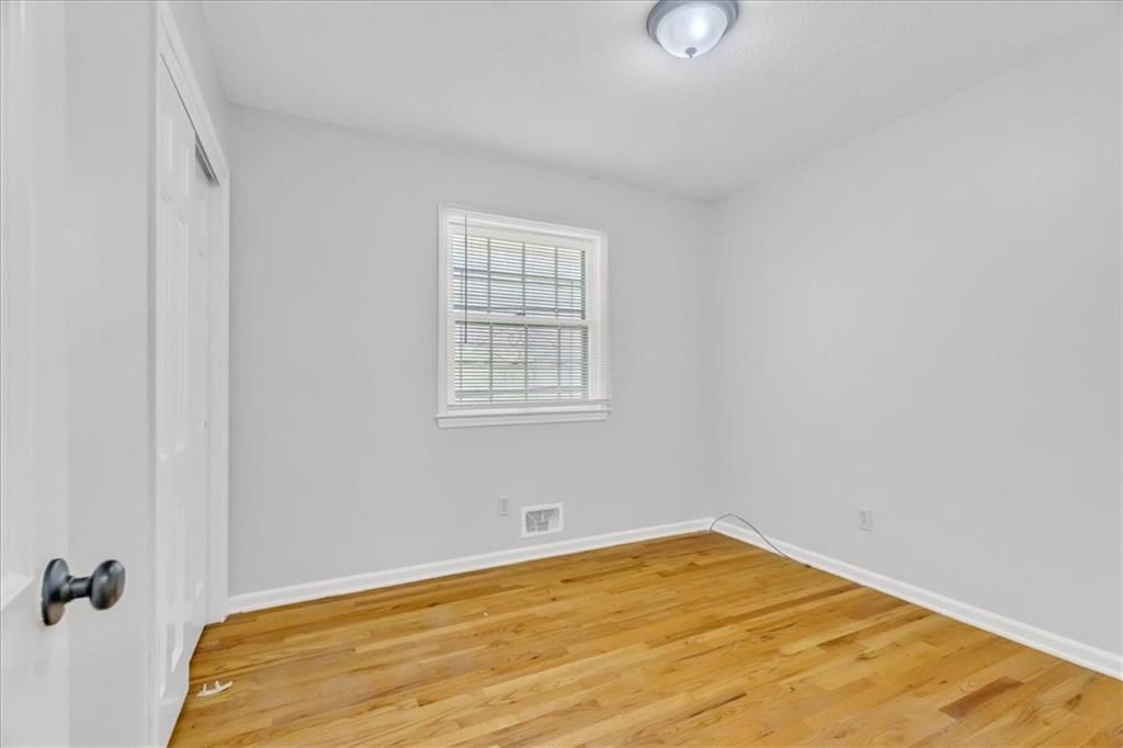Photo 20 of 28 - 15398 E 45TH Place