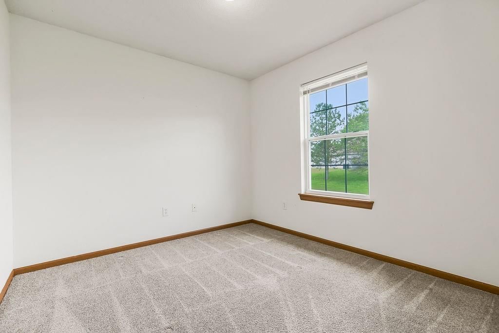 1016 SW Sandy Lane — photo 7