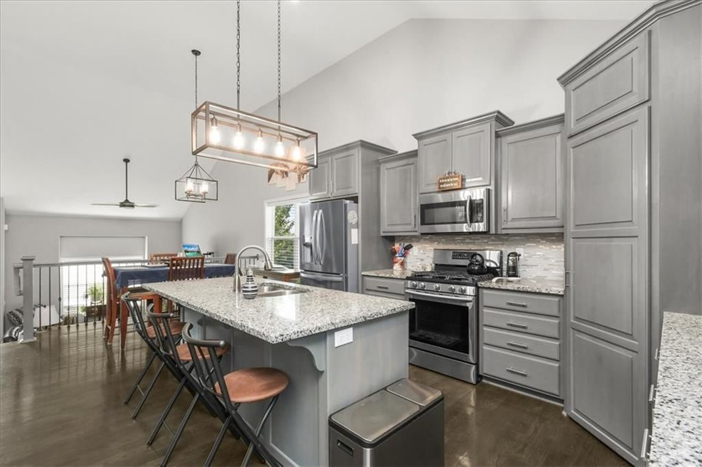 609 SW Joseph Circle — photo 12