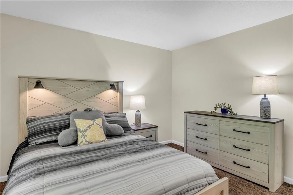 2517 NW Kingsridge Drive — photo 21