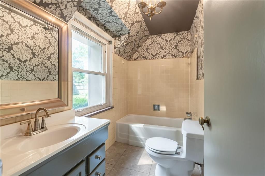 7345 Mercier Street — photo 10