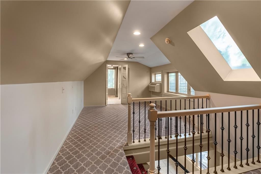 7345 Mercier Street — photo 14