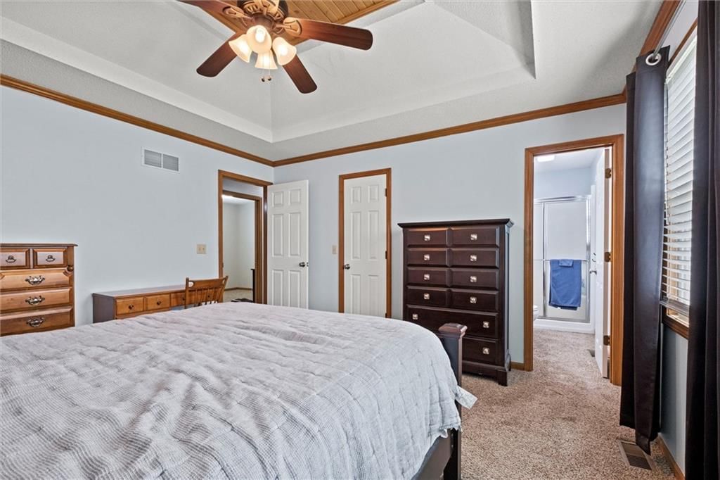619 NE Bryant Drive — photo 17