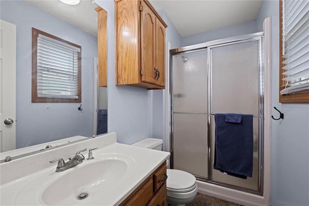 619 NE Bryant Drive — photo 18