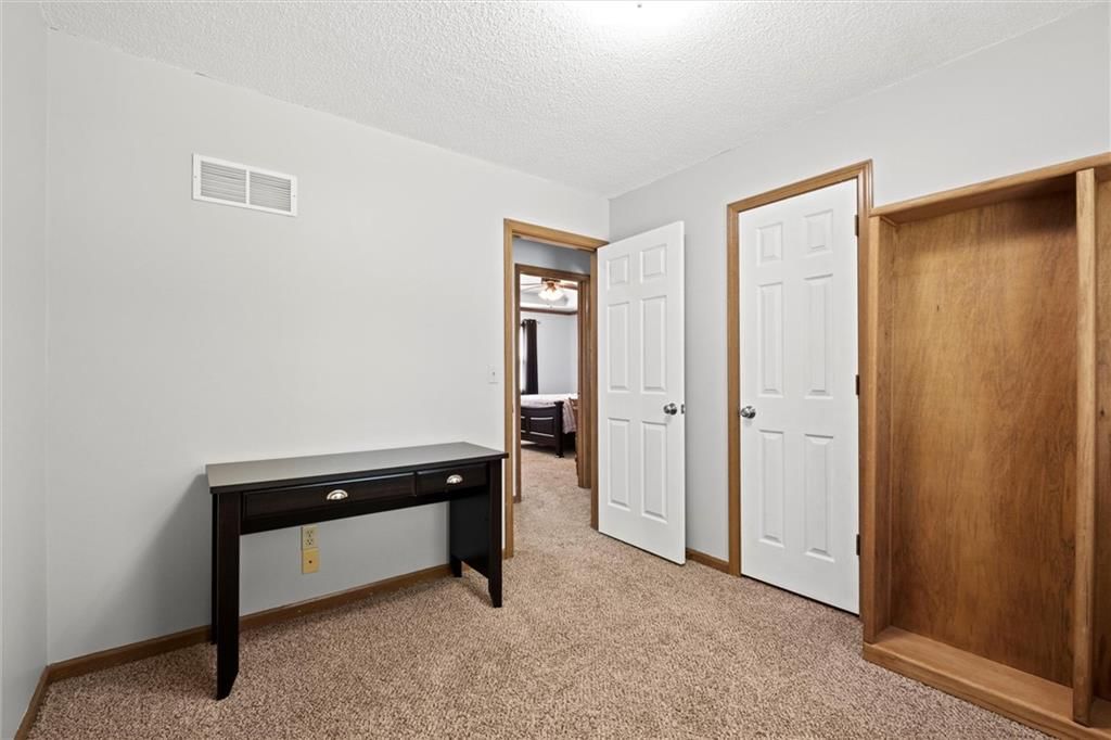 619 NE Bryant Drive — photo 22