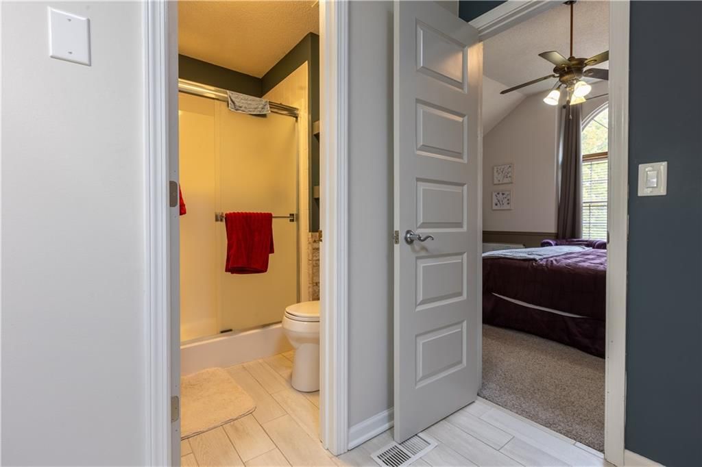204 NW Cody Drive — photo 12