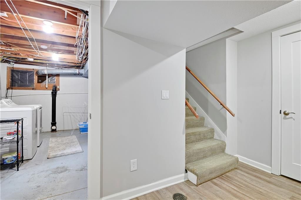 Photo 39 of 49 - 2802 W 66th Terrace